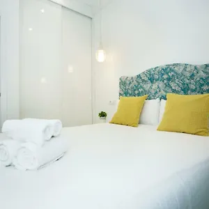 https://center-garden-pool.hotelsinnerja.org